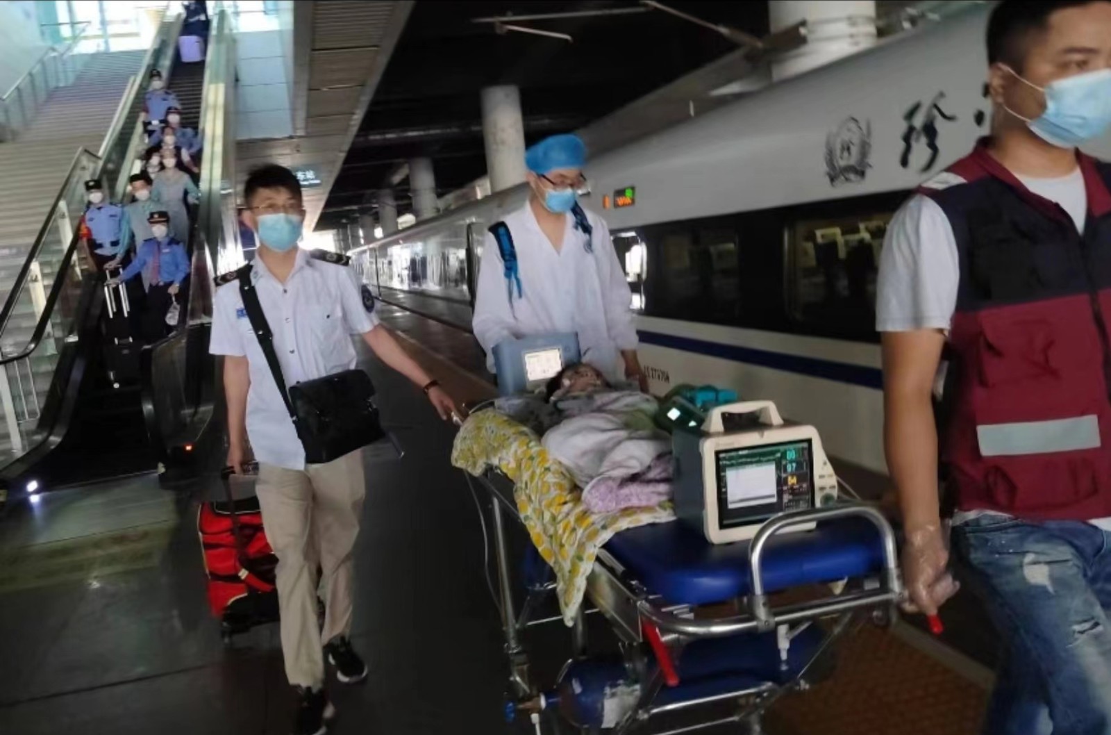 舟曲县高铁转运公司